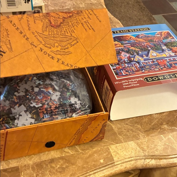 Dowdle Train Station Jigsaw Puzzle 1000 pieces includes poster - Picture 2 of 7